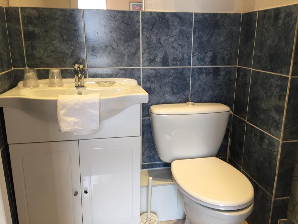 Hotel Le Faisan Montlucon Luaran gambar