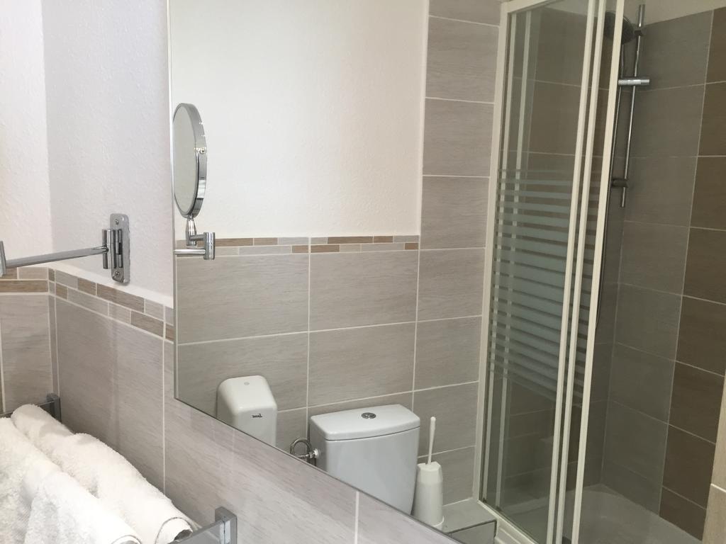 Hotel Le Faisan Montlucon Luaran gambar