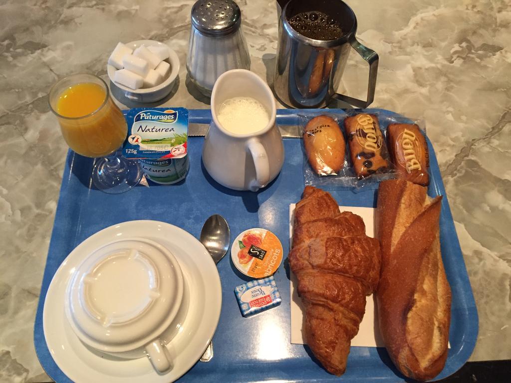 Hotel Le Faisan Montlucon Luaran gambar