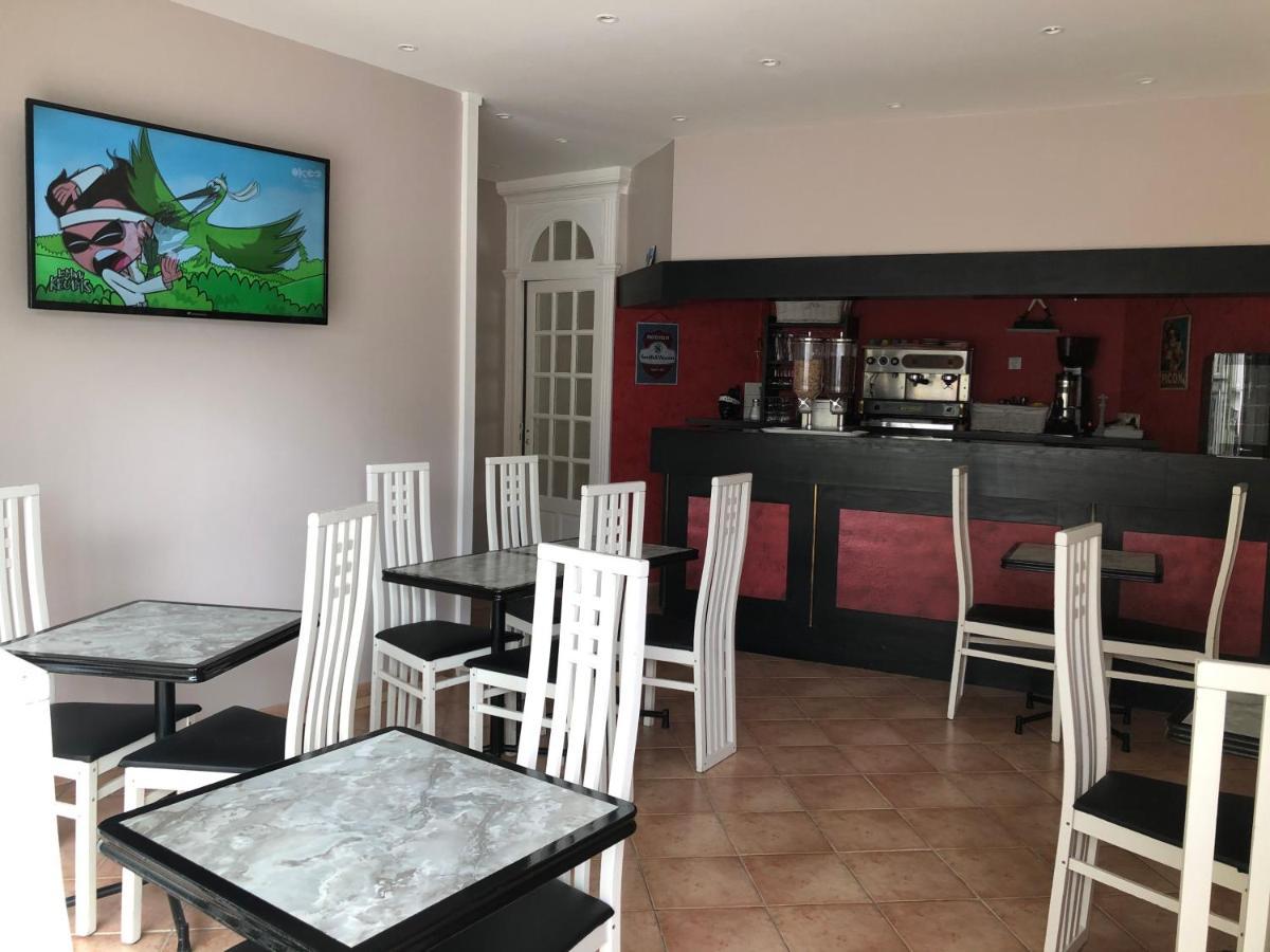 Hotel Le Faisan Montlucon Luaran gambar